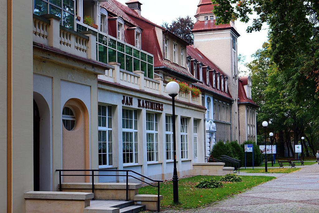 Отель Jan Kazimierz Душники-Здруй Экстерьер фото